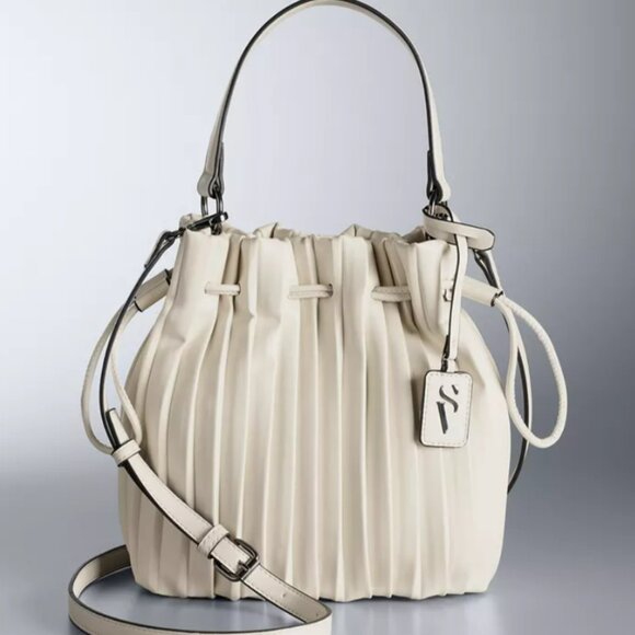 Simply Vera Vera Wang Jalessa Bucket Bag - Picture 1 of 12